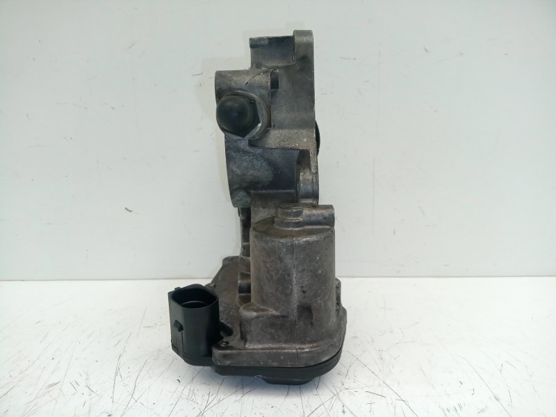 Recambio de caja mariposa para opel insignia sports tourer 2.0 cdti cat referencia OEM IAM 55564164  