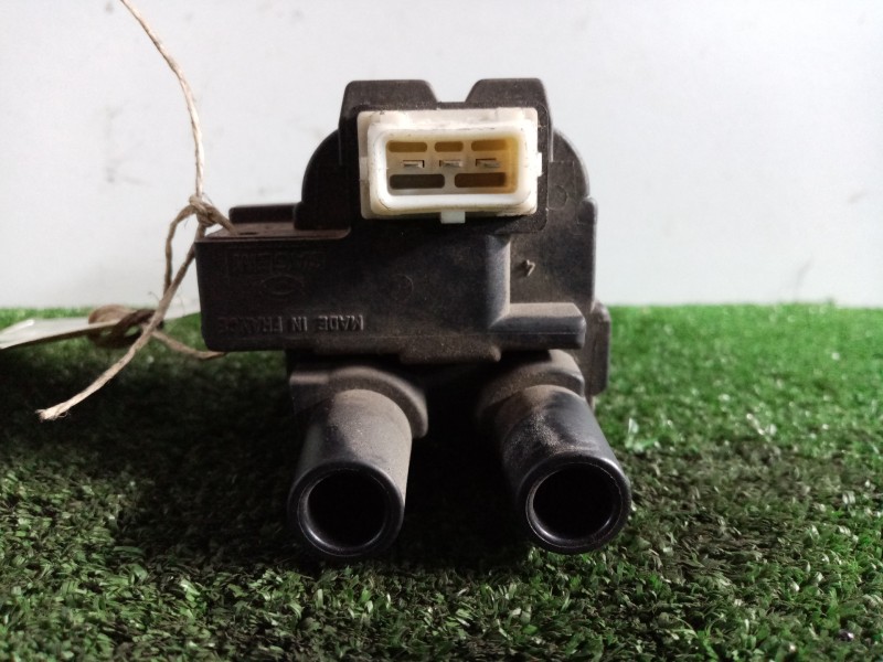 Recambio de bobina encendido para renault megane i classic (la0) 1.6 referencia OEM IAM 7700100589-2526116A-7700100643D  