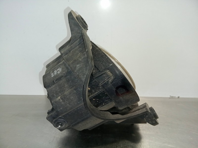 Recambio de faro antiniebla derecho para kia carens (un) 2.0 crdi referencia OEM IAM   