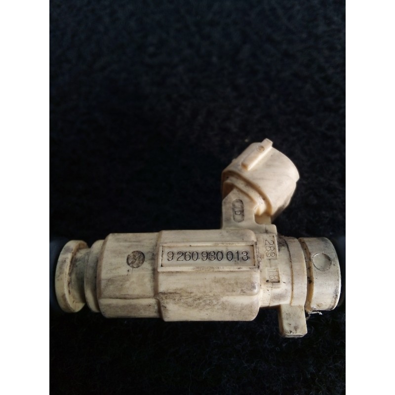 Recambio de inyector para hyundai matrix (fc) 1.8 cat referencia OEM IAM 3531023600-9260930013  2.PINES