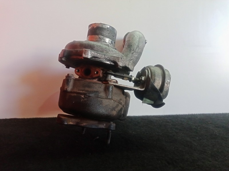 Recambio de turbocompresor para renault laguna ii (bg0) 2.2 dci turbodiesel referencia OEM IAM H8200113839-7180898  