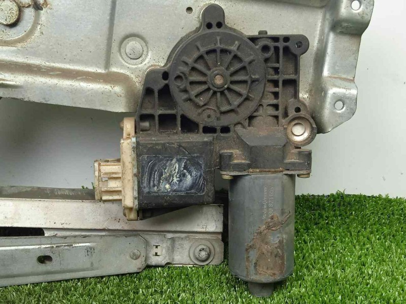 Recambio de elevalunas delantero izquierdo para opel tigra referencia OEM IAM 90389211 ELECTRICO - 6.PINES CON.MOTOR - TIJERA