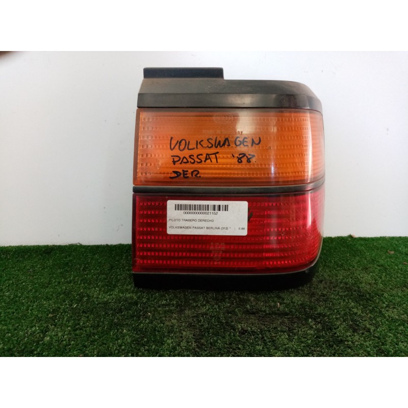 Recambio de piloto trasero derecho para volkswagen passat berlina (312) referencia OEM IAM  88-93 - EXTERIOR AMBAR