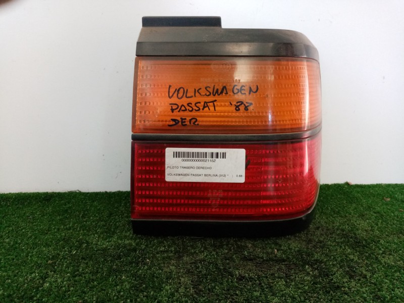 Recambio de piloto trasero derecho para volkswagen passat berlina (312) referencia OEM IAM  88-93 - EXTERIOR AMBAR
