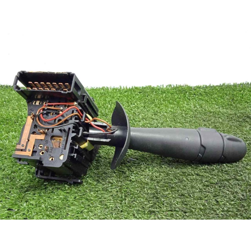 Recambio de mando luces para renault espace iv (jk0) 3.5 v6 referencia OEM IAM 8200012244  