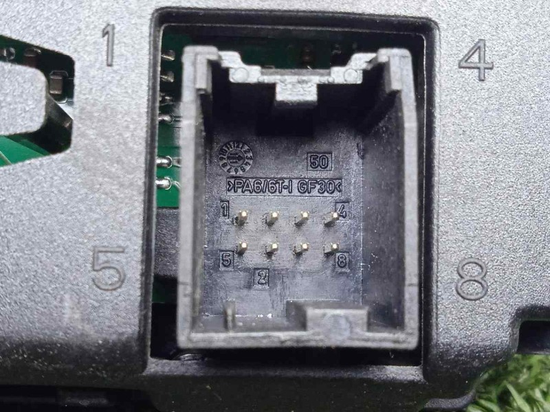 Recambio de pantalla multifuncion para opel insignia berlina 2.0 cdti cat referencia OEM IAM 12844841G  