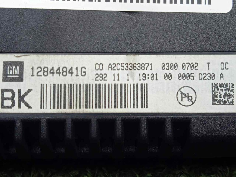 Recambio de pantalla multifuncion para opel insignia berlina 2.0 cdti cat referencia OEM IAM 12844841G  