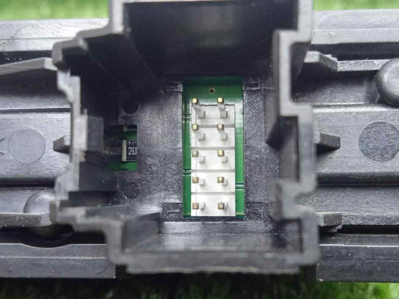 Recambio de warning para opel insignia berlina 2.0 cdti cat referencia OEM IAM 13324595  