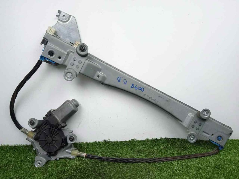 Recambio de elevalunas delantero derecho para renault twingo 1.2 referencia OEM IAM  ELECTRICO - 2.PIN 3.PUERTAS