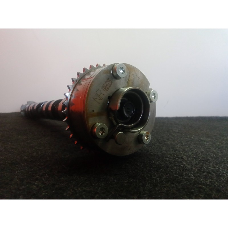 Recambio de arbol de levas para toyota yaris 1.3 16v cat referencia OEM IAM NOTIENEREFERENCIA  