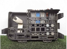 Recambio de caja reles / fusibles para opel corsa d 1.3 16v cdti cat (z 13 dth / l4i) referencia OEM IAM 17184351-17184341   2