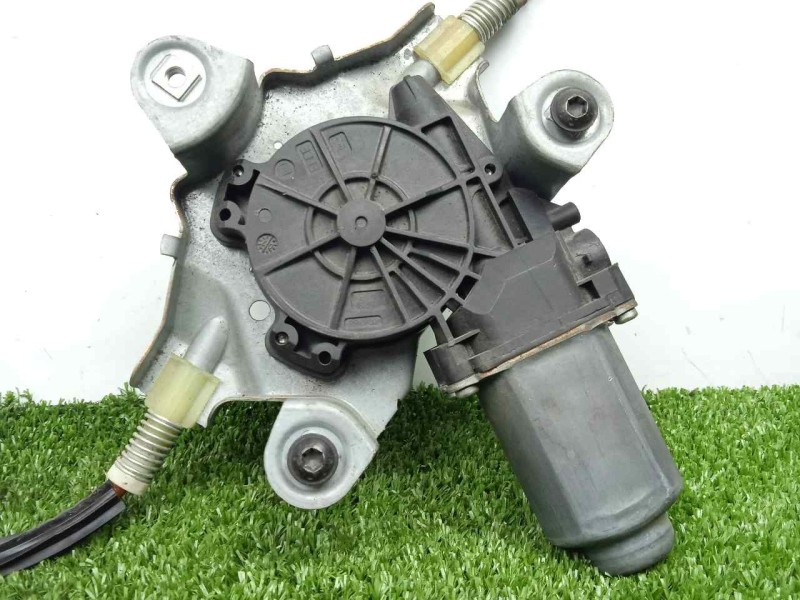 Recambio de elevalunas delantero derecho para renault twingo 1.2 referencia OEM IAM  ELECTRICO - 2.PIN 3.PUERTAS