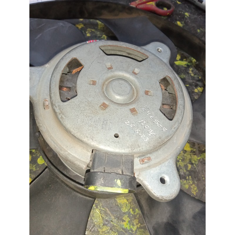 Recambio de electroventilador para renault espace iv (jk0) 3.5 v6 referencia OEM IAM SINREFERENCIA 2.PINES Ø DIAMETRO: 320MM