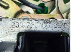 Recambio de cerradura puerta trasera derecha para mercedes-benz clase e (w210) berlina diesel 2.7 cdi 20v cat referencia OEM IAM 2