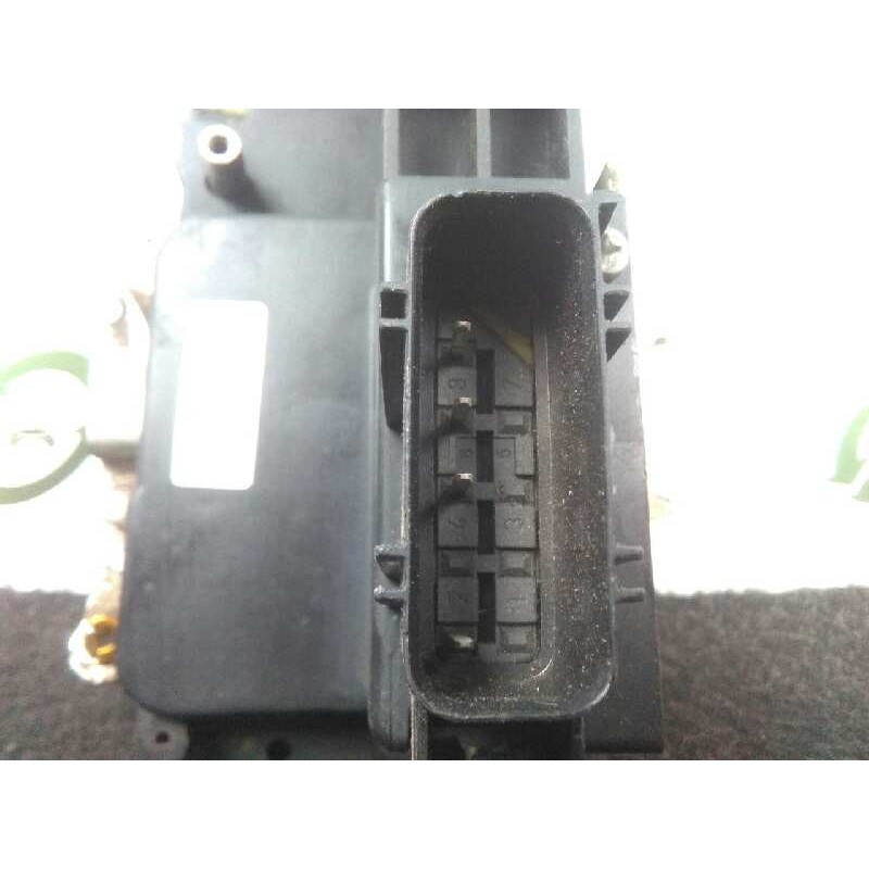 Recambio de cerradura puerta trasera derecha para ford fiesta (cb1) titanium referencia OEM IAM   5 PUERTAS