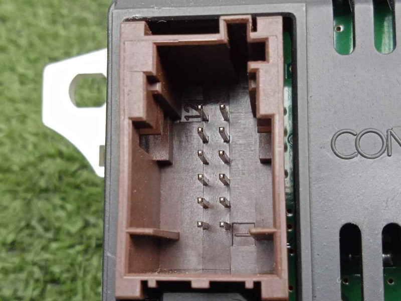 Recambio de pantalla multifuncion para citroën c4 coupe 1.4 16v referencia OEM IAM 9659062780  