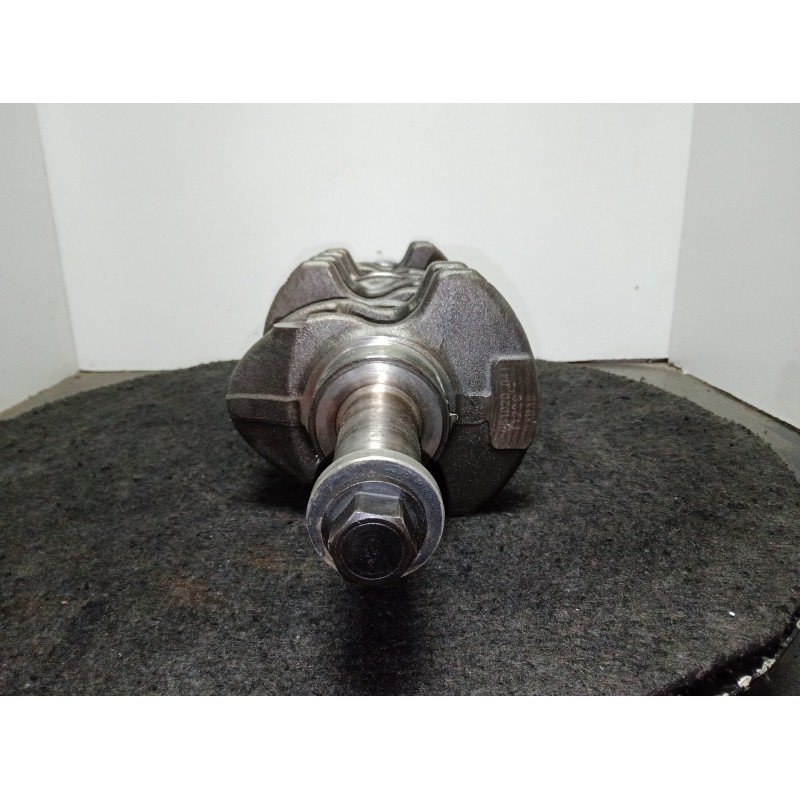 Recambio de cigueñal para kia sorento 2.5 crdi cat referencia OEM IAM A26  