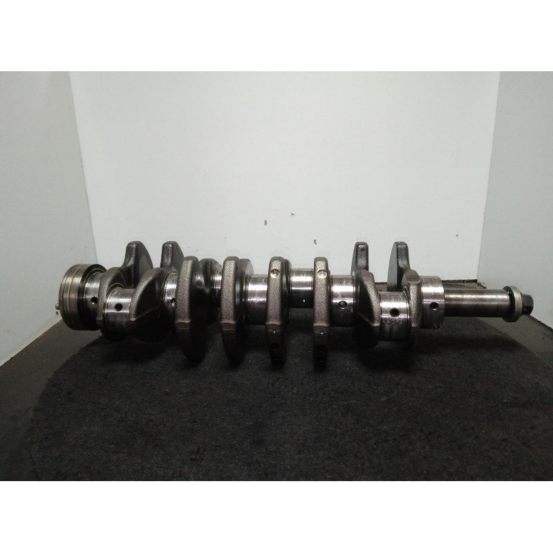 Recambio de cigueñal para kia sorento 2.5 crdi cat referencia OEM IAM A26  