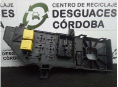 Recambio de caja reles / fusibles para opel vectra c berlina 2.2 16v dti cat (y 22 dtr / l50) referencia OEM IAM 24443147-518777