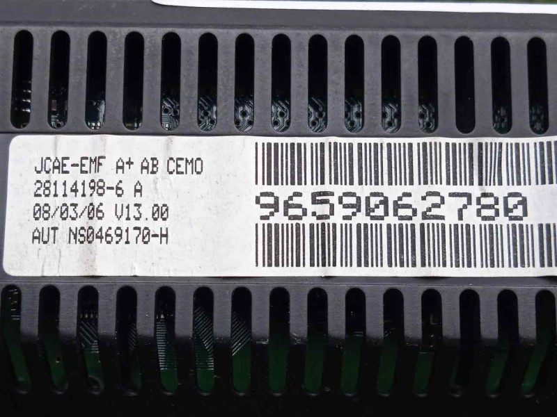 Recambio de pantalla multifuncion para citroën c4 coupe 1.4 16v referencia OEM IAM 9659062780  