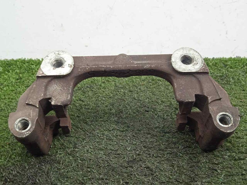 Recambio de portapinzas para ford kuga (cbs) 1.5 ecoboost cat referencia OEM IAM 3M512C364HA AMBOS.LADOS TRASERA