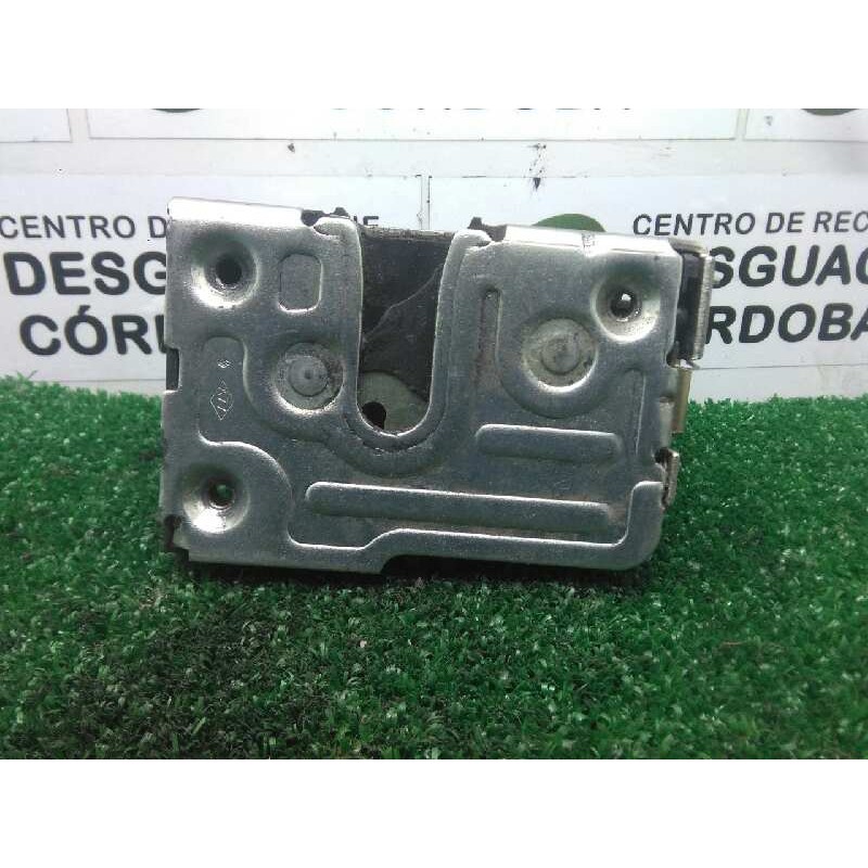 Recambio de cerradura puerta delantera derecha para dacia logan 1.4 cat referencia OEM IAM  4.PUERTAS MECANICA