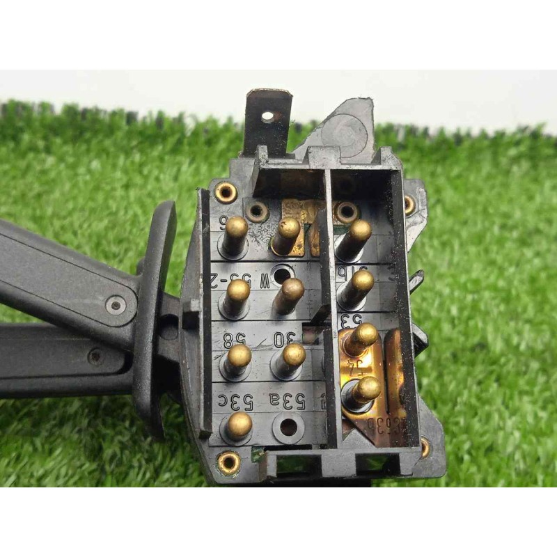 Recambio de mando limpia para ford sierra berlina 1.8 referencia OEM IAM 87BG11K665CA  