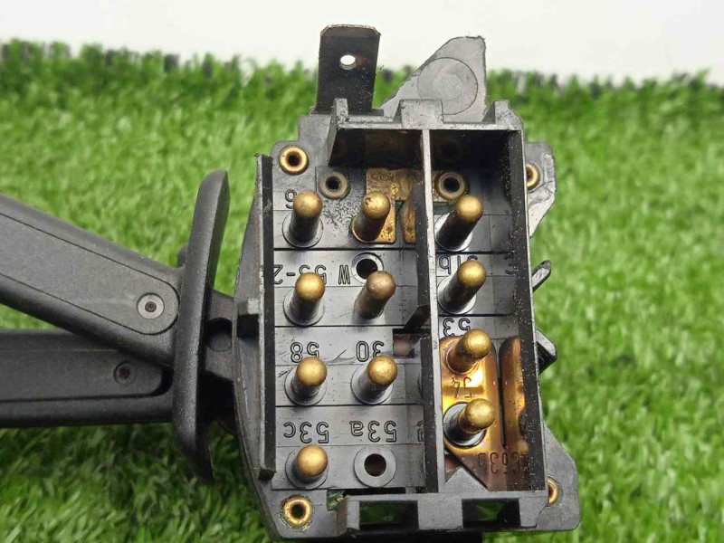 Recambio de mando limpia para ford sierra berlina 1.8 referencia OEM IAM 87BG11K665CA  