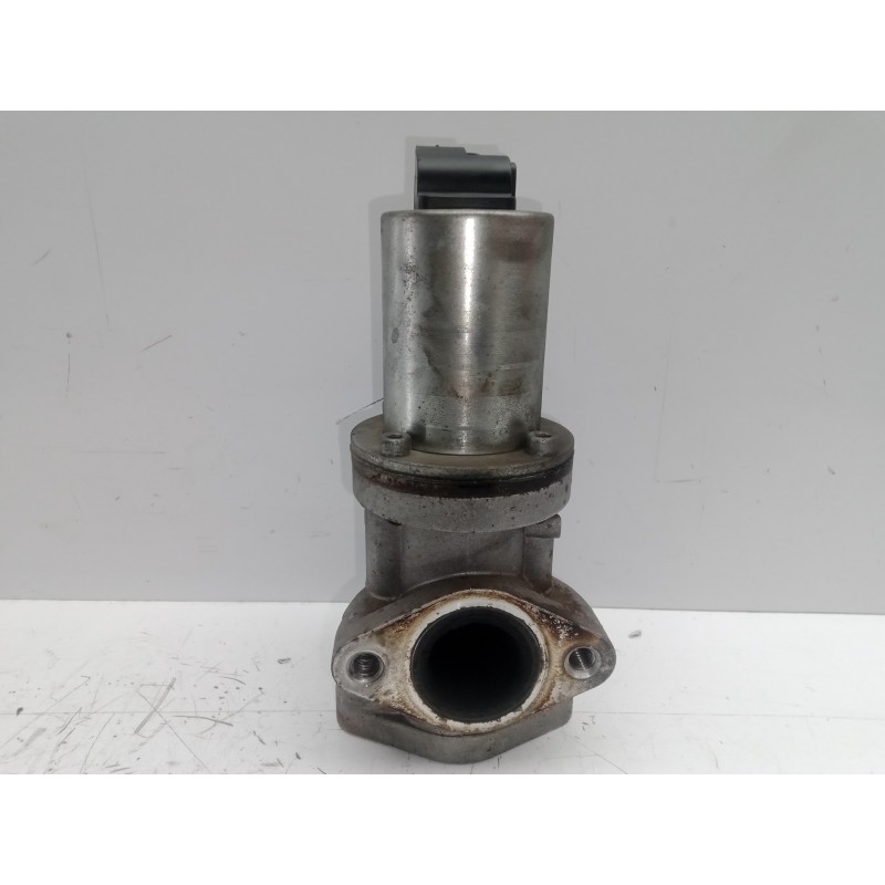 Recambio de valvula egr para kia sorento 2.5 crdi cat referencia OEM IAM 284104A100 2.PINES 