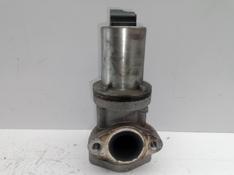 Recambio de valvula egr para kia sorento 2.5 crdi cat referencia OEM IAM 284104A100 2.PINES 