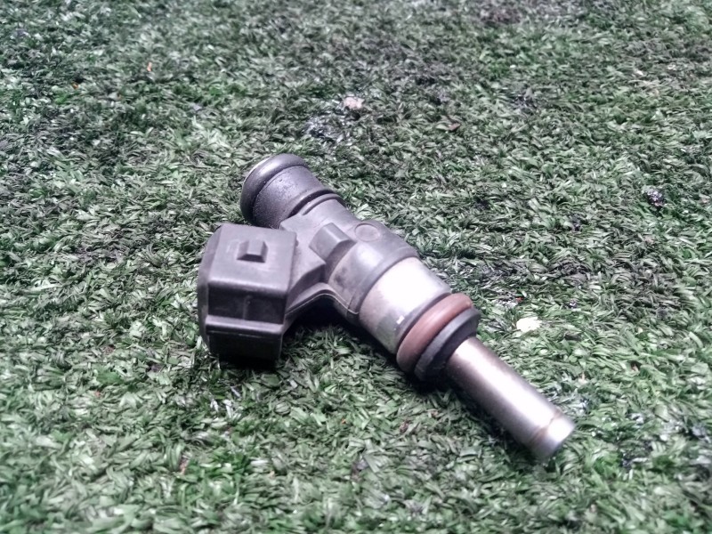 Recambio de inyector para bmw r 1200 rt/st referencia OEM IAM 13617672335-7672335-0280158038 10-14 BOSCH