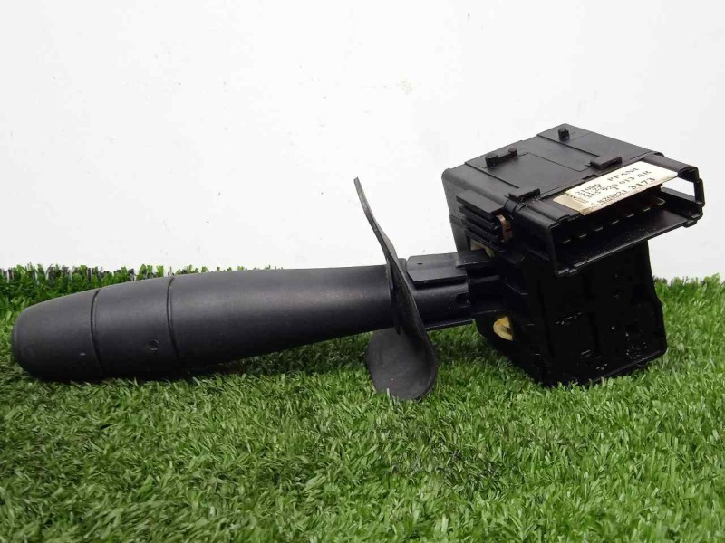 Recambio de mando limpia para dacia logan 1.4 cat referencia OEM IAM 8200213173  13.PIN