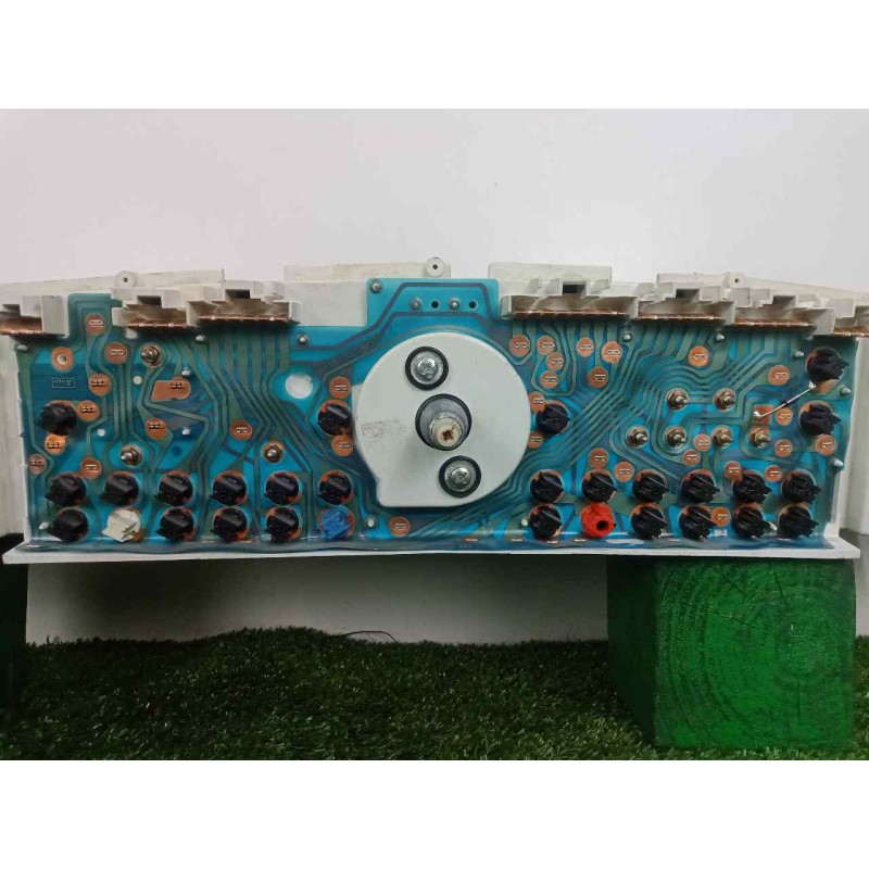 Recambio de cuadro instrumentos para lancia dedra berl. 1.6 cat referencia OEM IAM 711542080 8.CONECTORES 