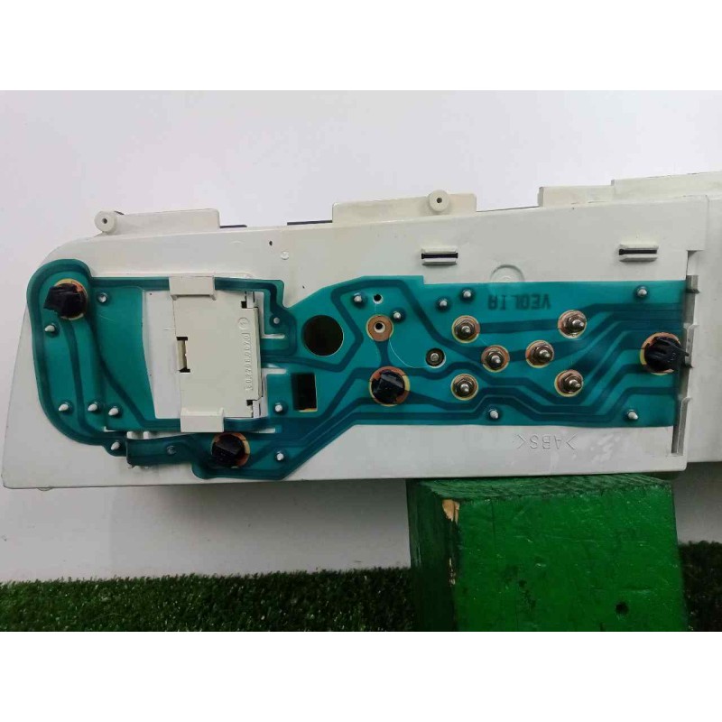 Recambio de cuadro instrumentos para lancia dedra berl. 1.6 cat referencia OEM IAM 711542080 8.CONECTORES 