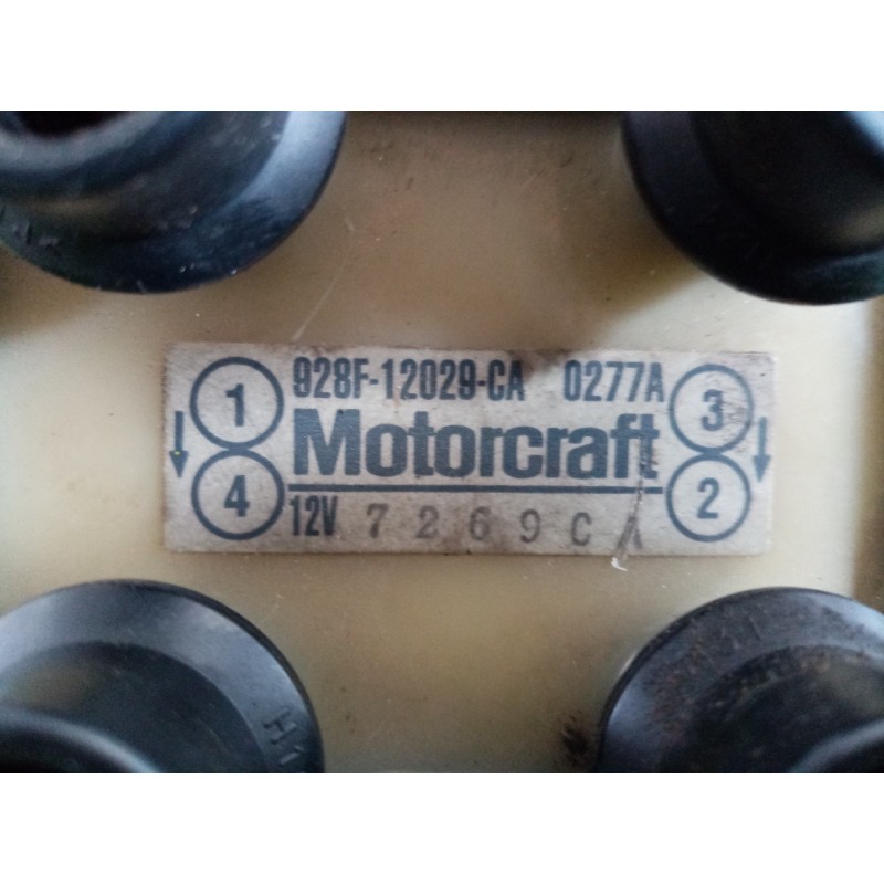 Recambio de bobina encendido para ford fiesta berlina 1.25 16v cat referencia OEM IAM 928F12029CA  