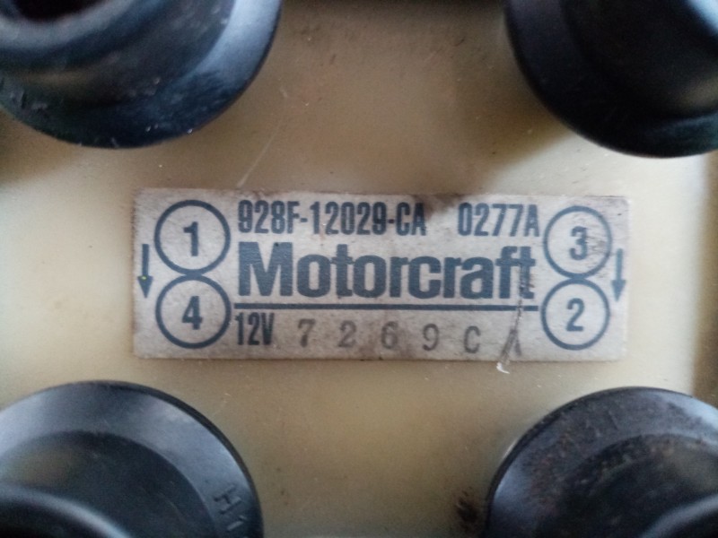 Recambio de bobina encendido para ford fiesta berlina 1.25 16v cat referencia OEM IAM 928F12029CA  