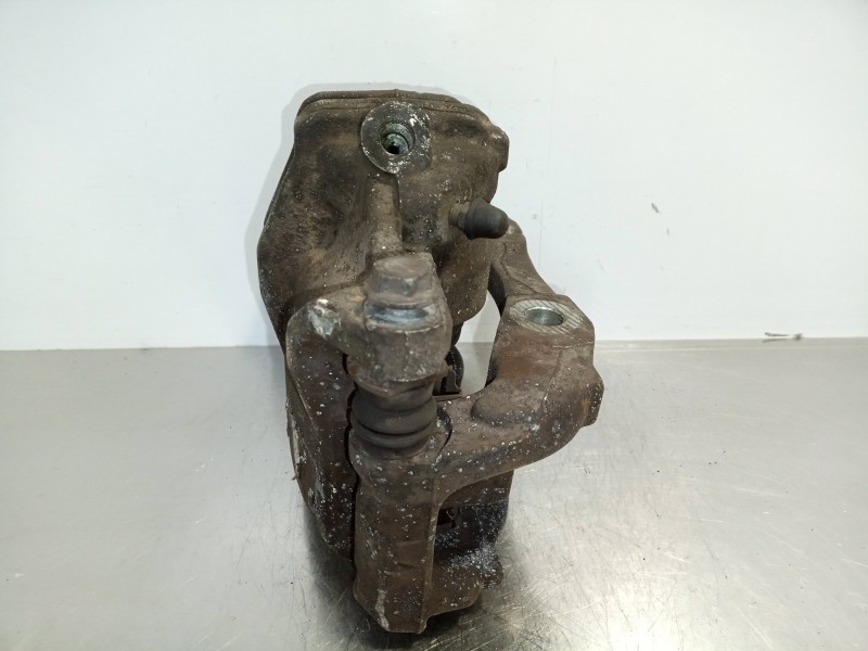 Recambio de pinza freno delantera izquierda para peugeot 207 1.4 hdi referencia OEM IAM 0204Y01131 0204Y01131 BOSCH