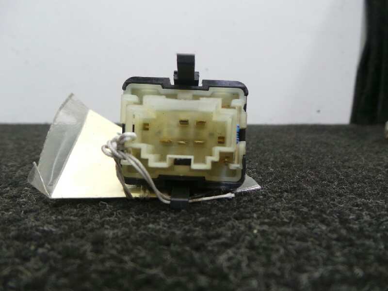 Recambio de mando elevalunas delantero derecho para volkswagen passat berlina (3a2) 2.0 referencia OEM IAM   5 PINES