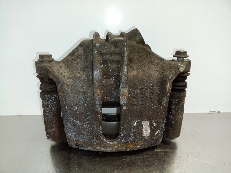 Recambio de pinza freno delantera izquierda para peugeot 207 1.4 hdi referencia OEM IAM 0204Y01131 0204Y01131 BOSCH