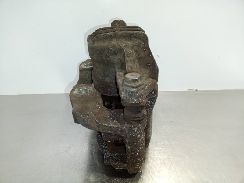 Recambio de pinza freno delantera izquierda para peugeot 207 1.4 hdi referencia OEM IAM 0204Y01131 0204Y01131 BOSCH