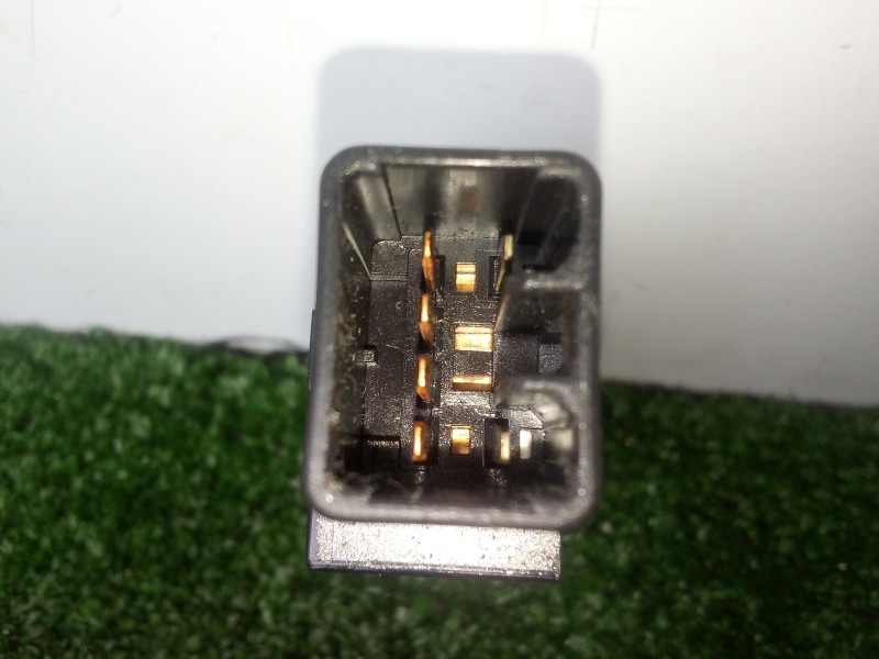 Recambio de warning para kia cerato 2.0 turbodiesel cat referencia OEM IAM  6.PINES 