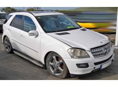 Recambio de estribo para mercedes-benz clase m (w164) 3.0 cdi cat referencia OEM IAM  DERECHO 