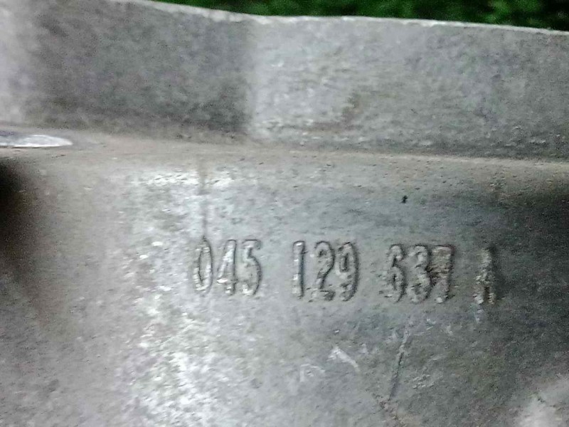 Recambio de valvula egr para volkswagen polo (9n3) 1.4 tdi referencia OEM IAM 045129637A  