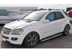 Recambio de estribo para mercedes-benz clase m (w164) 3.0 cdi cat referencia OEM IAM  IZQUIERDO 