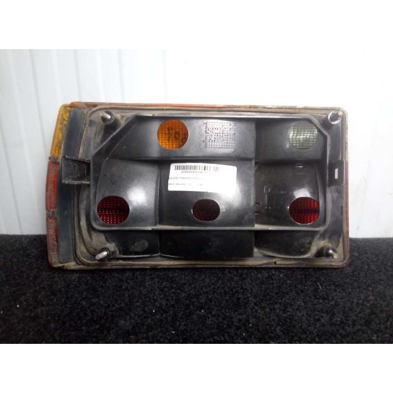 Recambio de piloto trasero derecho para seat malaga 1.2 referencia OEM IAM  OJO FISURADO SIN.PORTALAMPARAS