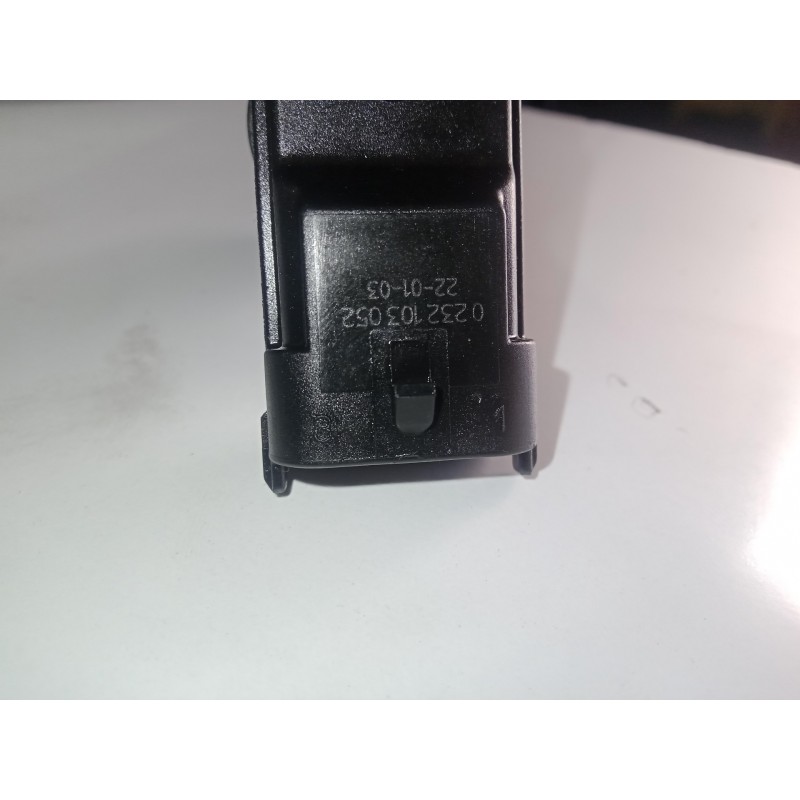 Recambio de sensor para chrysler voyager (rg) 2.8 crd cat referencia OEM IAM 0232103052 BOSCH 3.PINES
