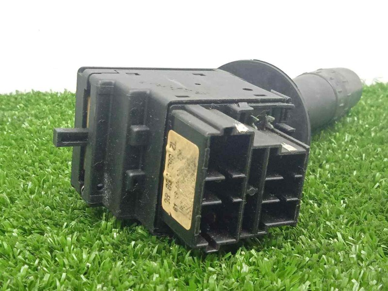 Recambio de mando luces para peugeot 405 berlina 2.0 cat referencia OEM IAM 96063790ZL CON.CLAXON 