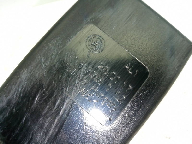 Recambio de enganche cinturon delantero izquierdo para seat ibiza (6p1) 1.2 tsi referencia OEM IAM 6P0857755  