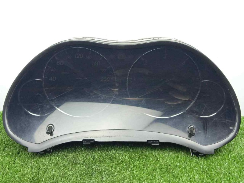 Recambio de cuadro instrumentos para toyota avensis berlina (t25) 2.0 turbodiesel cat referencia OEM IAM 8380005630H-MB257410986