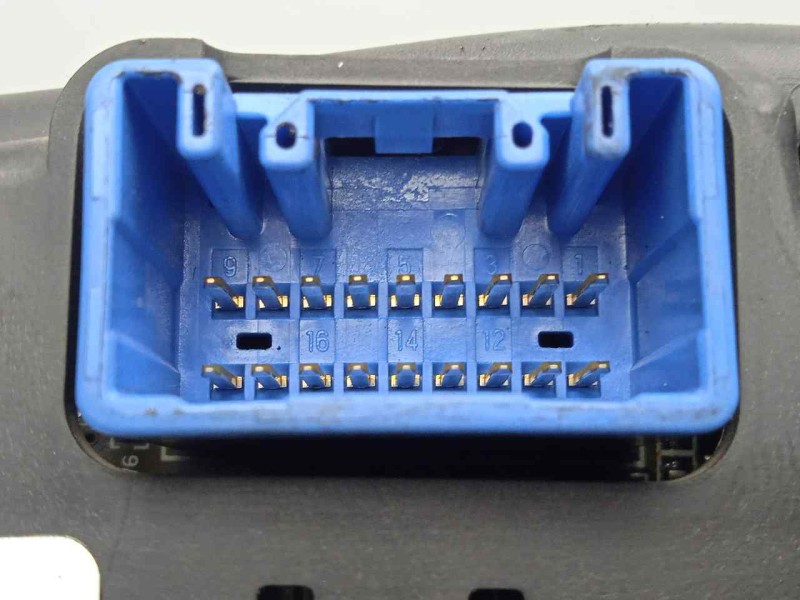 Recambio de cuadro instrumentos para toyota avensis berlina (t25) 2.0 turbodiesel cat referencia OEM IAM 8380005630H-MB257410986